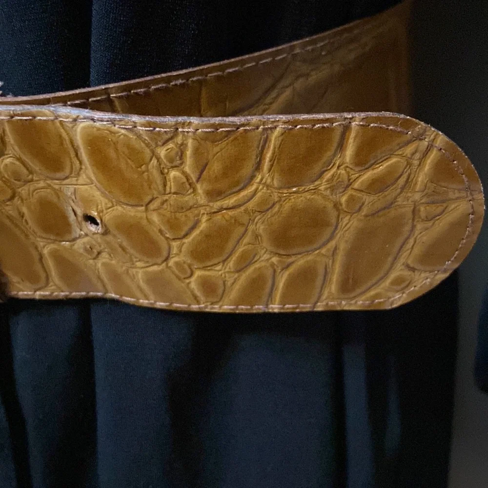 Brown Womens Croc Print Wide Belt-Size 10/12 (30-32”)